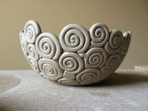 faire une assiette en poterie sans tour